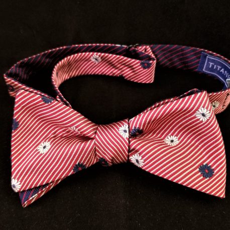 red navy rev bw tied