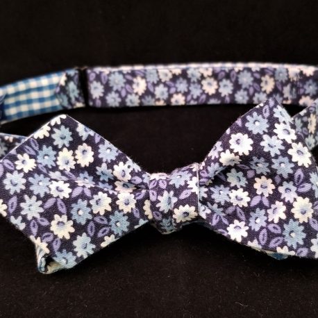 floral check dp tied